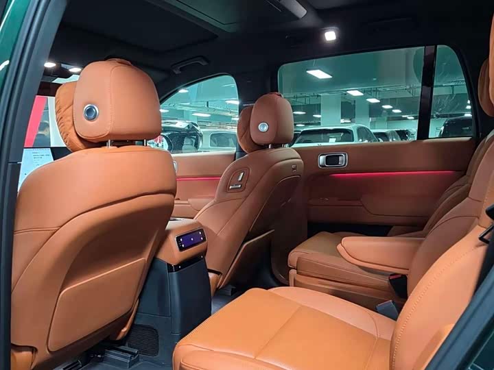 Фото 8 - LiXiang L9