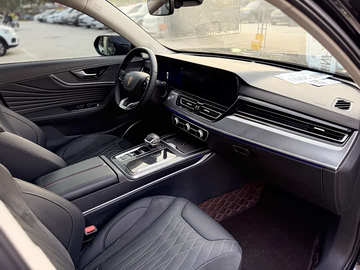 Фото 7 - Hongqi HS5