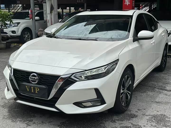 Фото 1 - Nissan Sylphy