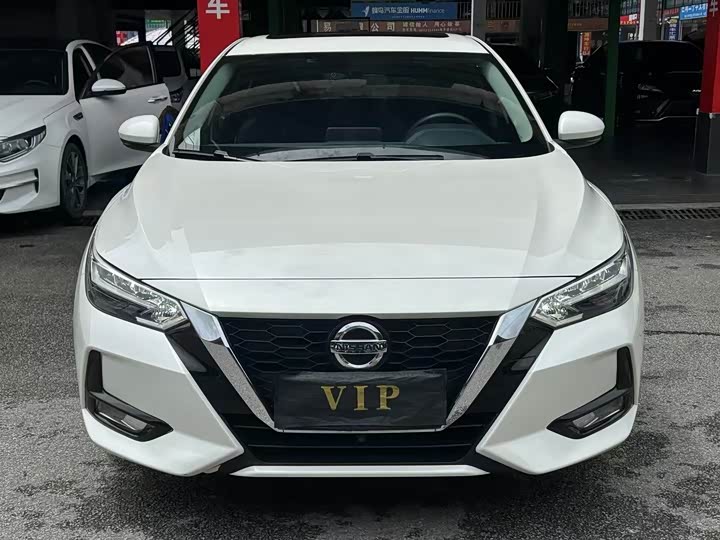 Фото 2 - Nissan Sylphy