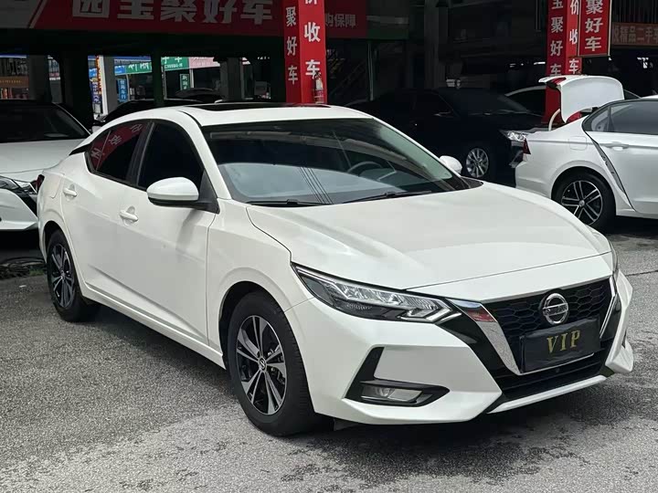 Фото 3 - Nissan Sylphy