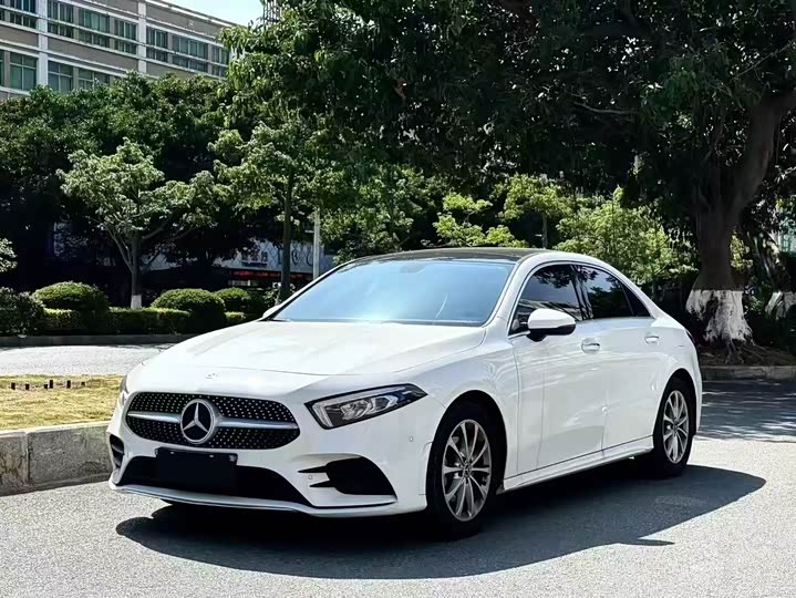 Фото 1 - Mercedes-Benz A-Class