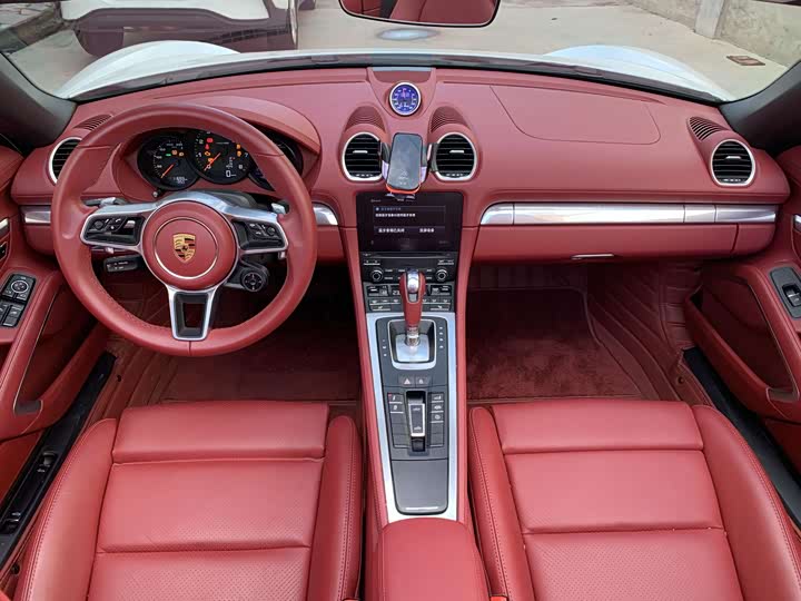 Фото 4 - Porsche 718