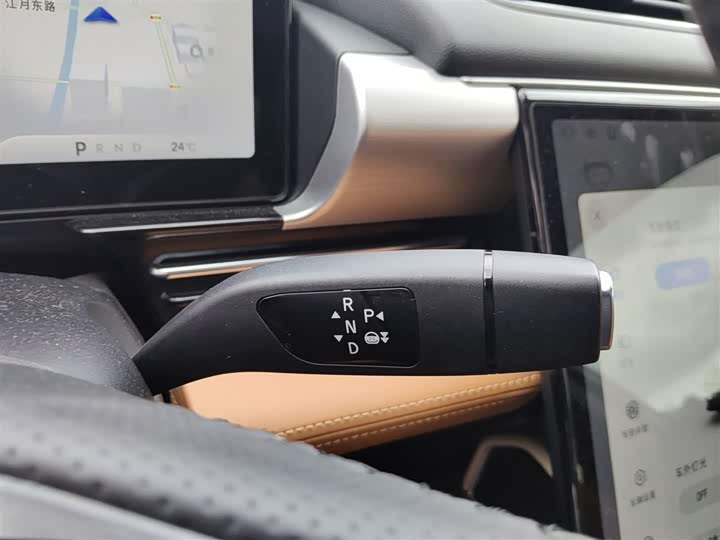 Фото 14 - XPeng P5