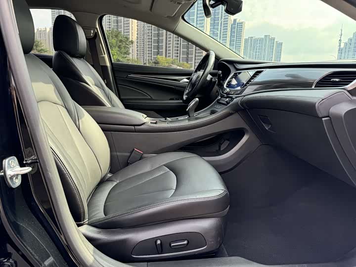 Фото 6 - Buick LaCrosse