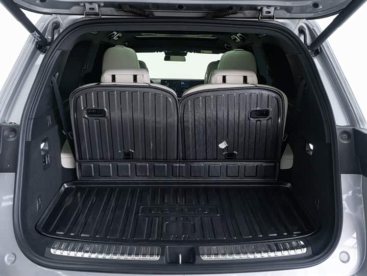 Фото 13 - LiXiang L9