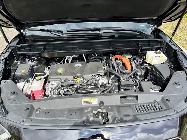 Фото 15 - Toyota Crown Kluger