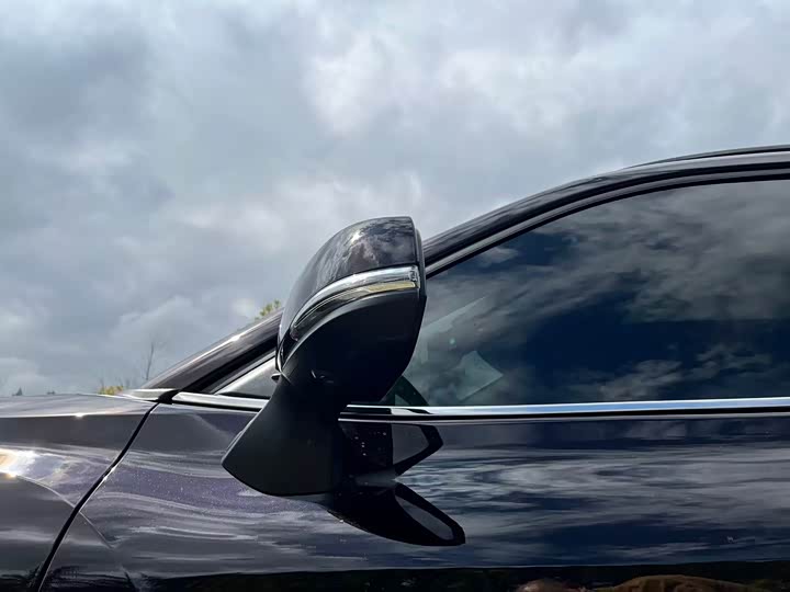 Фото 17 - Toyota Crown Kluger