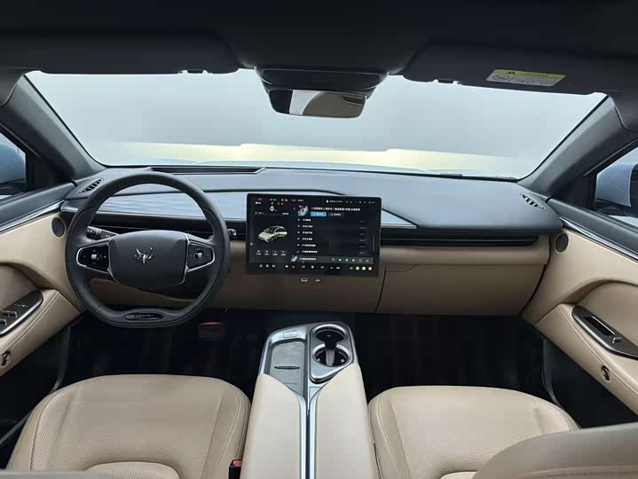 Фото 4 - BAIC Arcfox Alpha T5