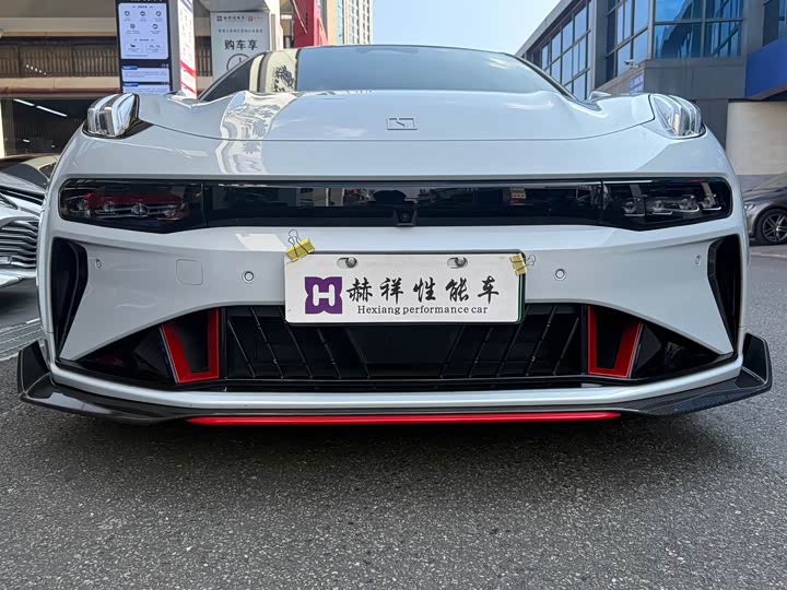 Фото 22 - Zeekr 001 FR