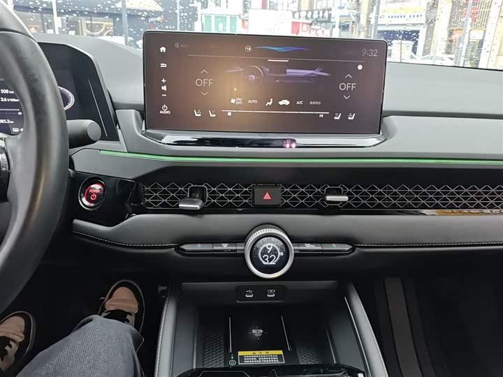 Фото 13 - Honda Accord Hybrid