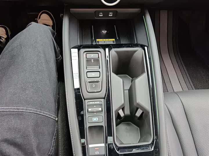 Фото 14 - Honda Accord Hybrid