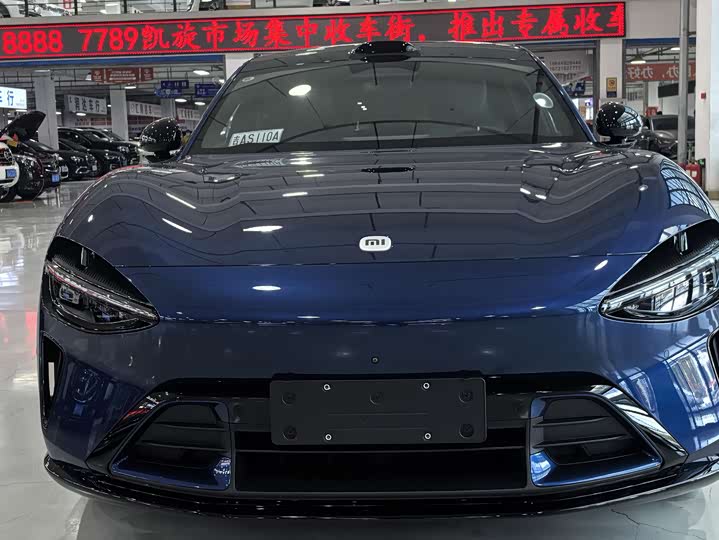 Фото 1 - Xiaomi YU7