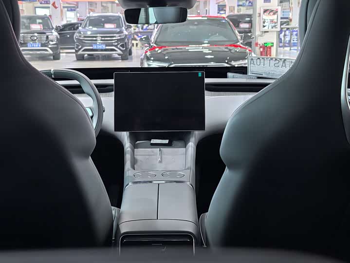 Фото 7 - Xiaomi YU7