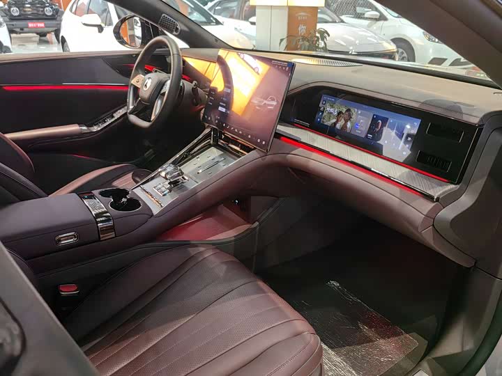 Фото 12 - Denza Z9GT