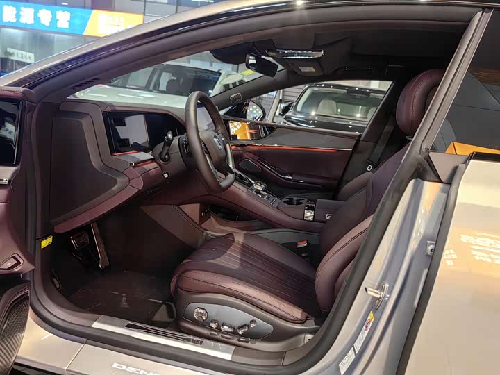 Фото 4 - Denza Z9GT