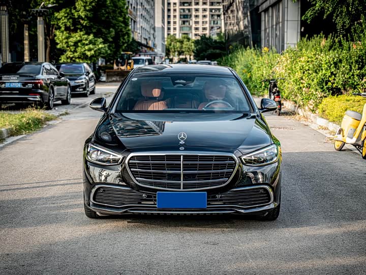 Фото 2 - Mercedes-Benz S-Class