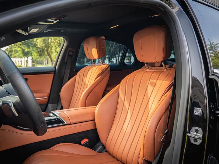 Фото 8 - Mercedes-Benz S-Class