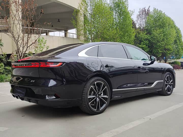 Фото 15 - Voyah Passion