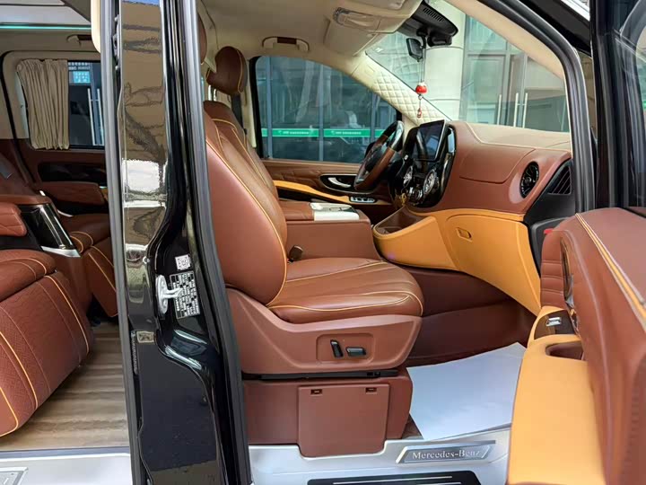 Фото 7 - Mercedes-Benz Vito