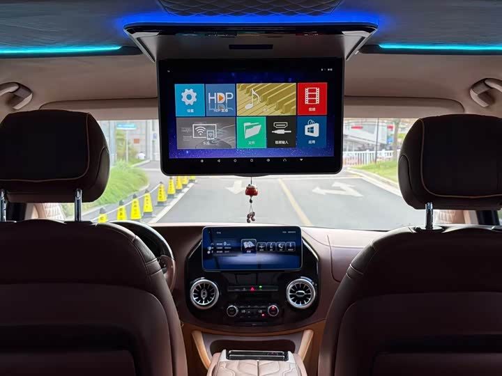 Фото 8 - Mercedes-Benz Vito