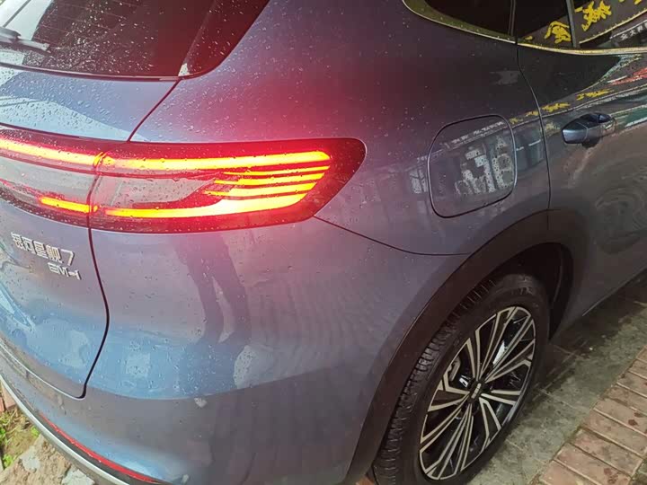 Фото 8 - Geely Galaxy Starship 7