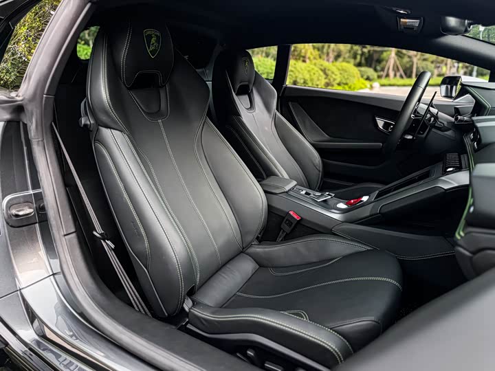 Фото 13 - Lamborghini Huracán