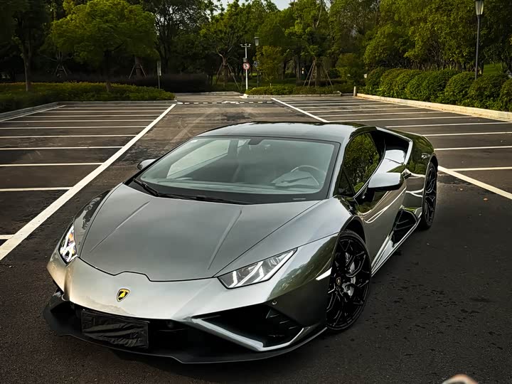 Фото 4 - Lamborghini Huracán