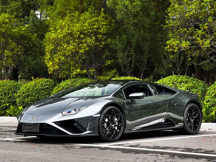 Фото 6 - Lamborghini Huracán