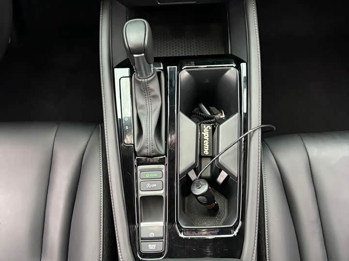 Фото 13 - Honda Accord