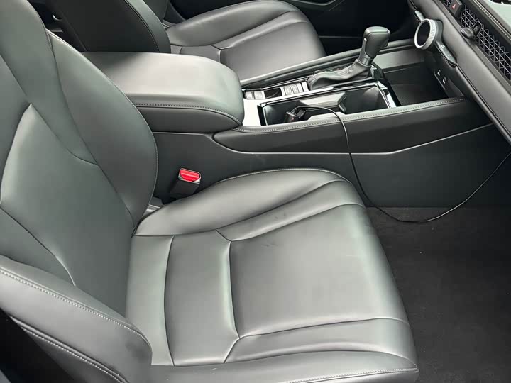 Фото 8 - Honda Accord