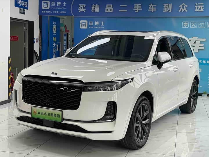 Фото 1 - LiXiang One