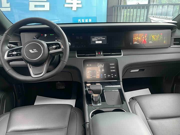 Фото 15 - LiXiang One