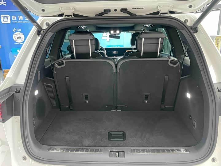 Фото 9 - LiXiang One