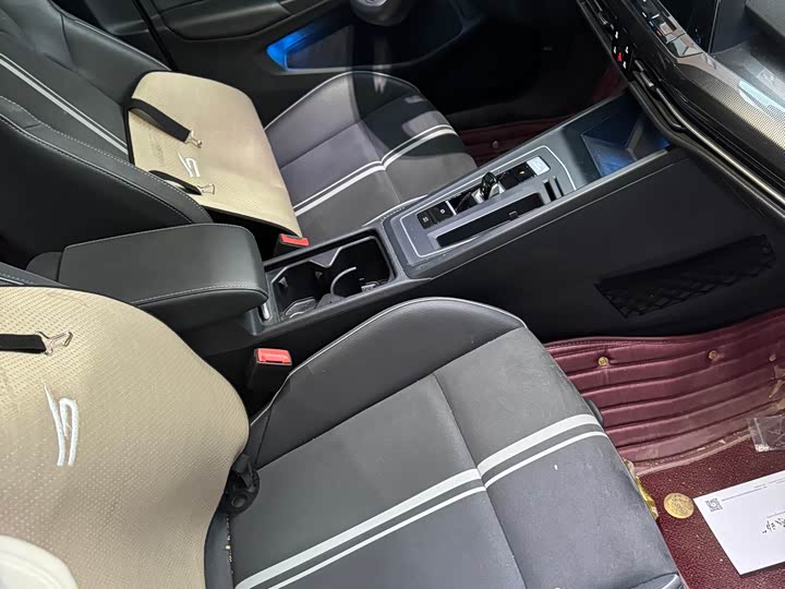 Фото 8 - Volkswagen Golf