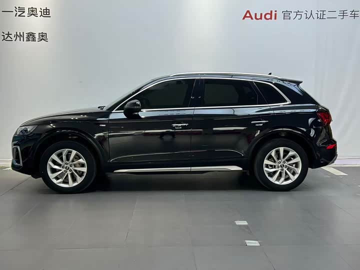 Фото 2 - Audi Q5L