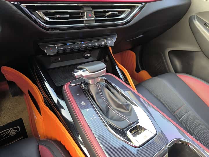 Фото 17 - Changan Oshan X5