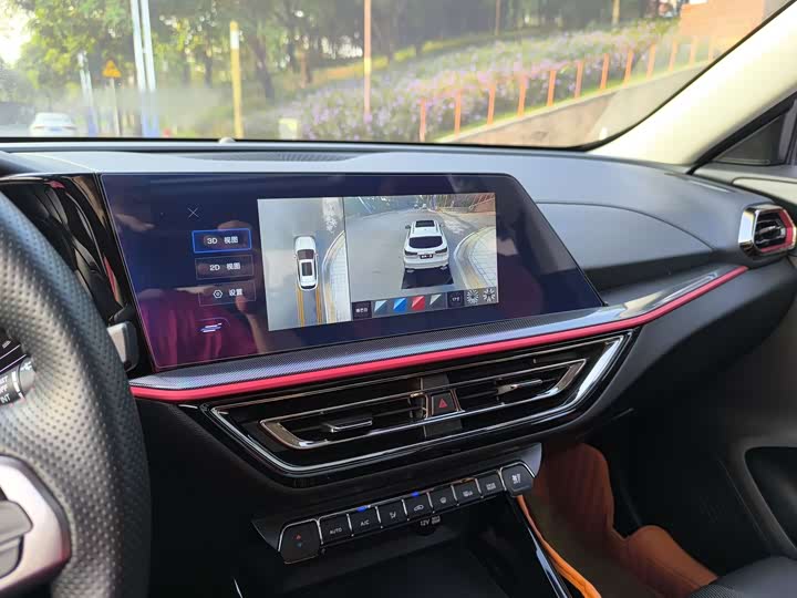 Фото 18 - Changan Oshan X5