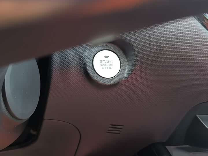 Фото 24 - Changan Oshan X5