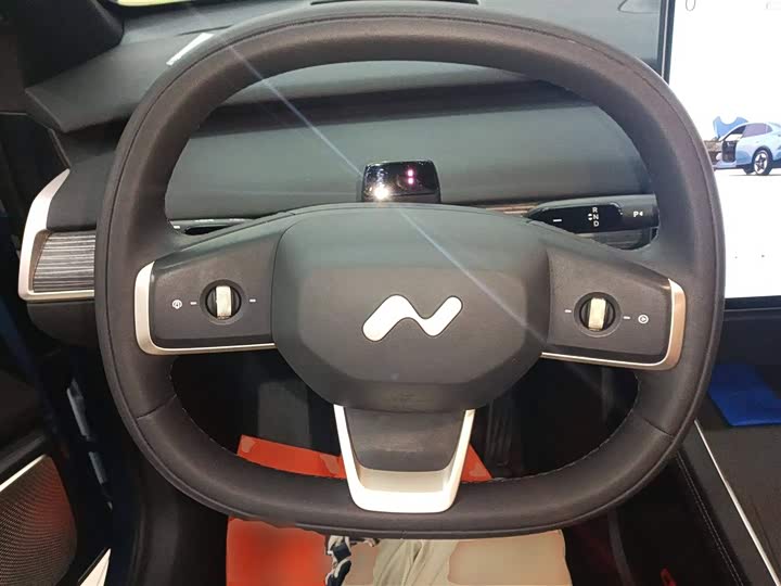 Фото 11 - Nio Onvo L60