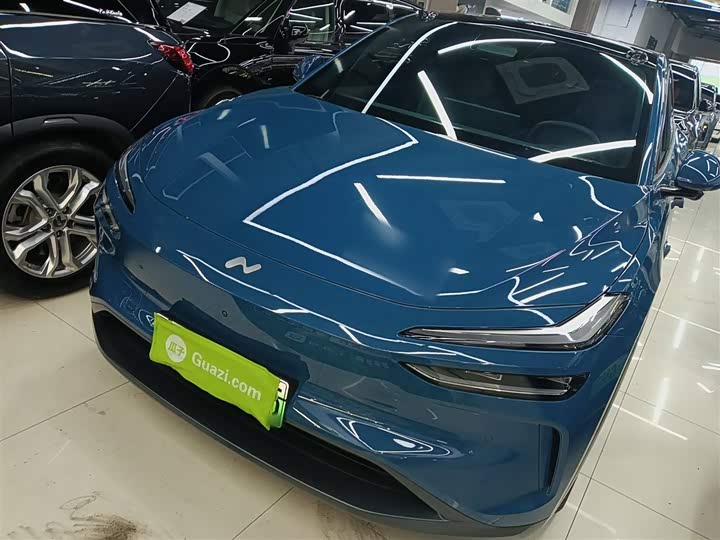 Фото 2 - Nio Onvo L60