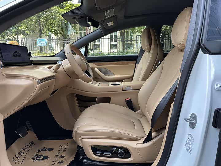 Фото 8 - Luxeed R7