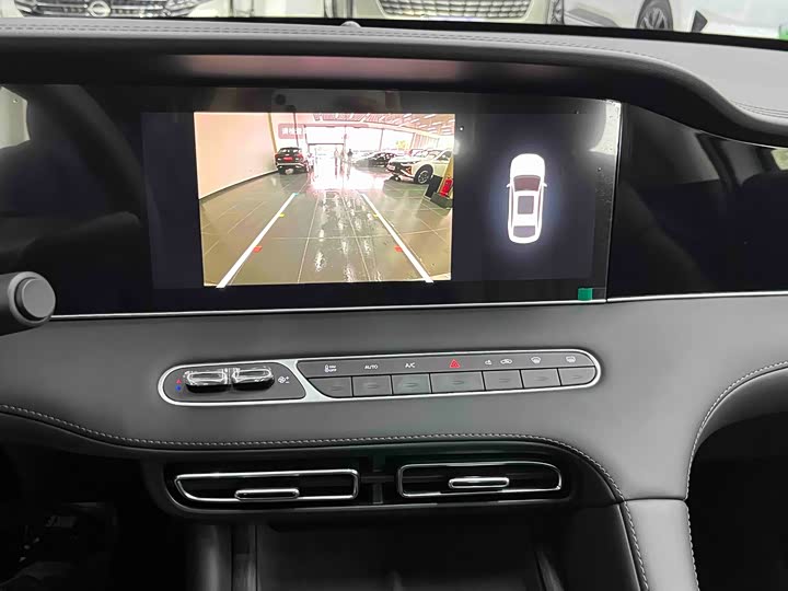 Фото 15 - Roewe D7