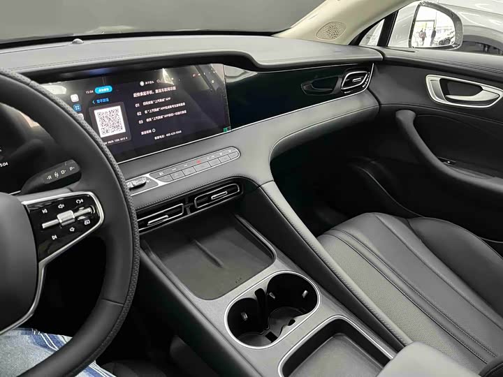 Фото 7 - Roewe D7