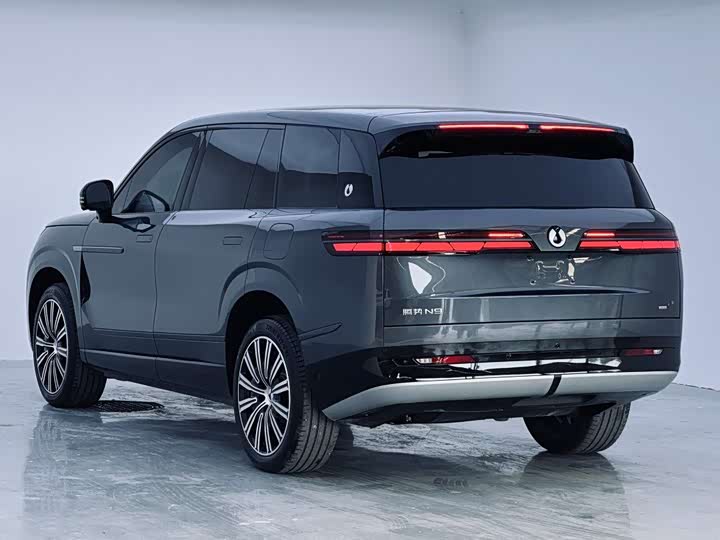 Фото 12 - Denza N9