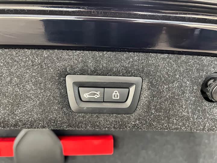 Фото 13 - BMW 5 Series