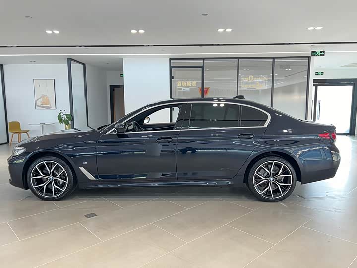 Фото 4 - BMW 5 Series