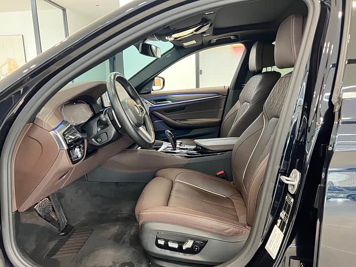 Фото 5 - BMW 5 Series