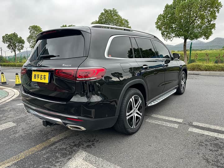 Фото 18 - Mercedes-Benz GLS-Class