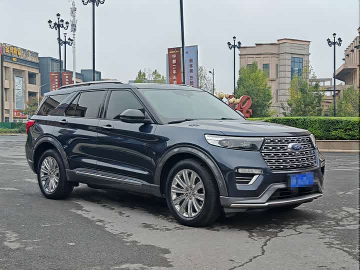 Фото 2 - Ford Explorer